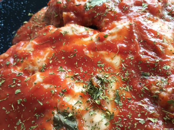 Your Chef - Opções de menu para 1, 2 ou 4 pessoas com uma seleção entre Lasanha, Parmegiana ou Talharim