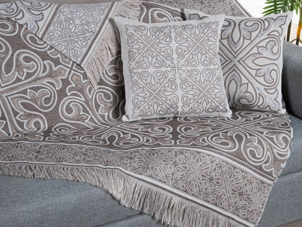 Kit Xale Sofá Com Almofadas Cheias Jacquard 5Pçs Dupla Face - Cáqui