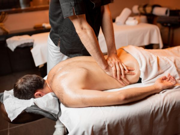 Sessão de Massagem Relaxante no Rio de Janeiro por R$ 220