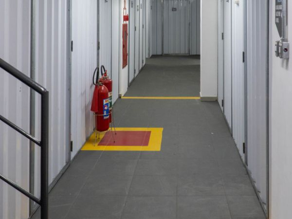 Aluguel de Box de 2,9m² na Alameda Raja Gabaglia, 254, São Paulo, por R$ 631/mês – Pagamento inicial de R$ 63,10 – Garanta já!