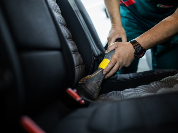 Higienização de Bancos de Carro – 5 lugares com 40% de desconto – Goiânia