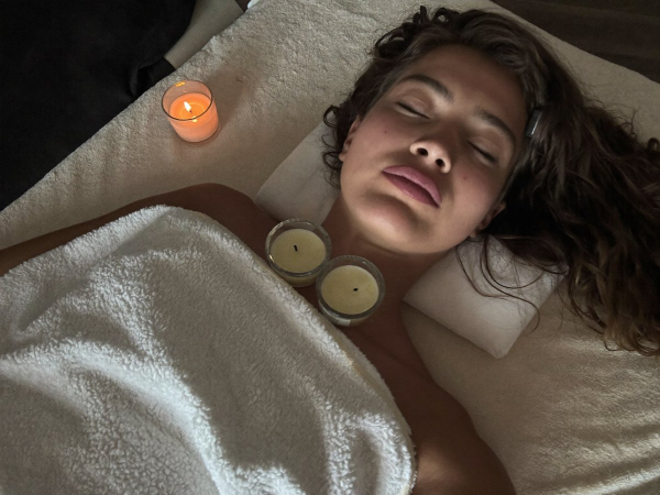 Massagem relaxante para mulheres na Geyza Estética